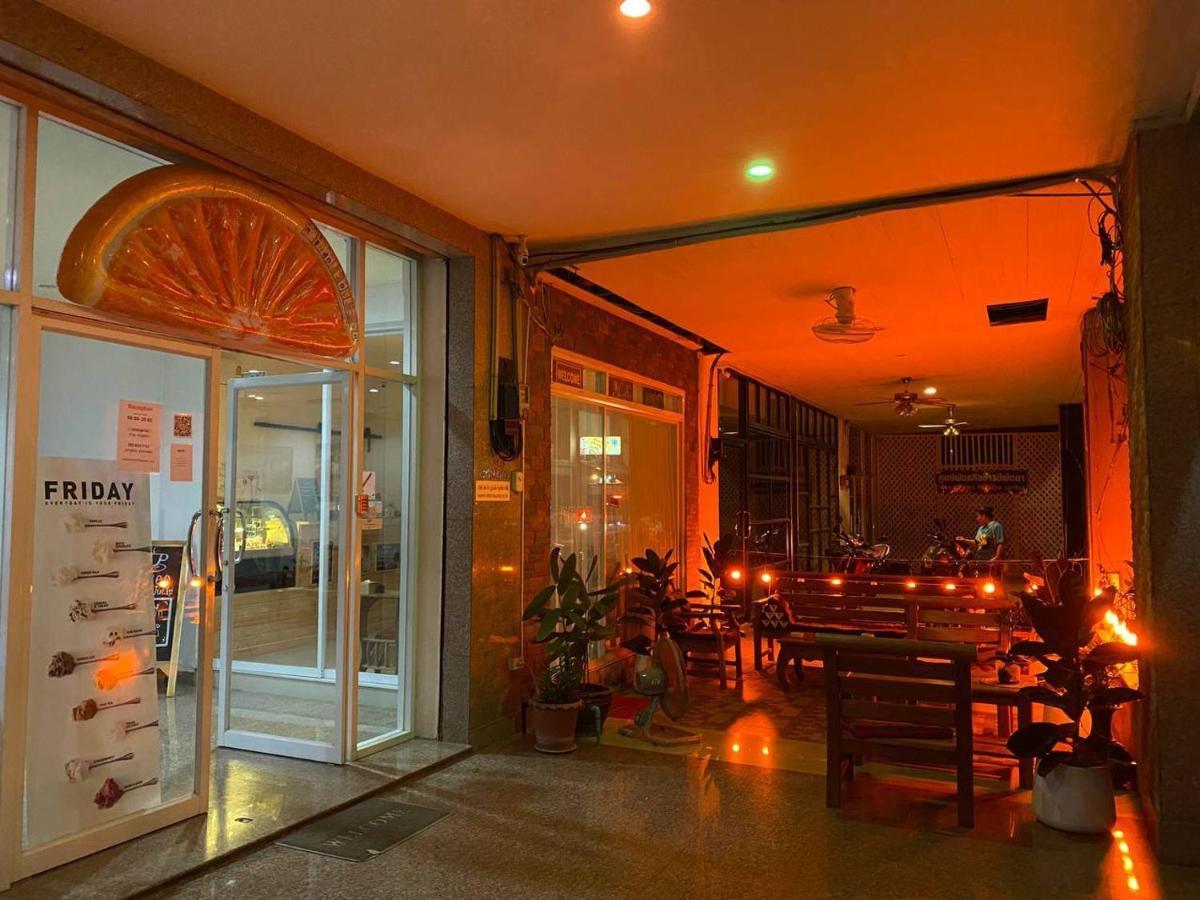 ホテルOrange Jomtien エクステリア 写真